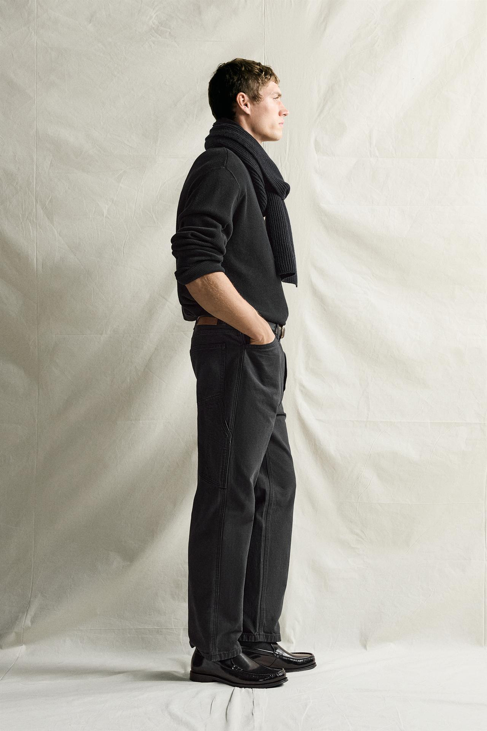 ZARA БРЮКИ STRAIGHT FIT С КАРМАНАМИ КАРГО, ЧЕРНЫЙ