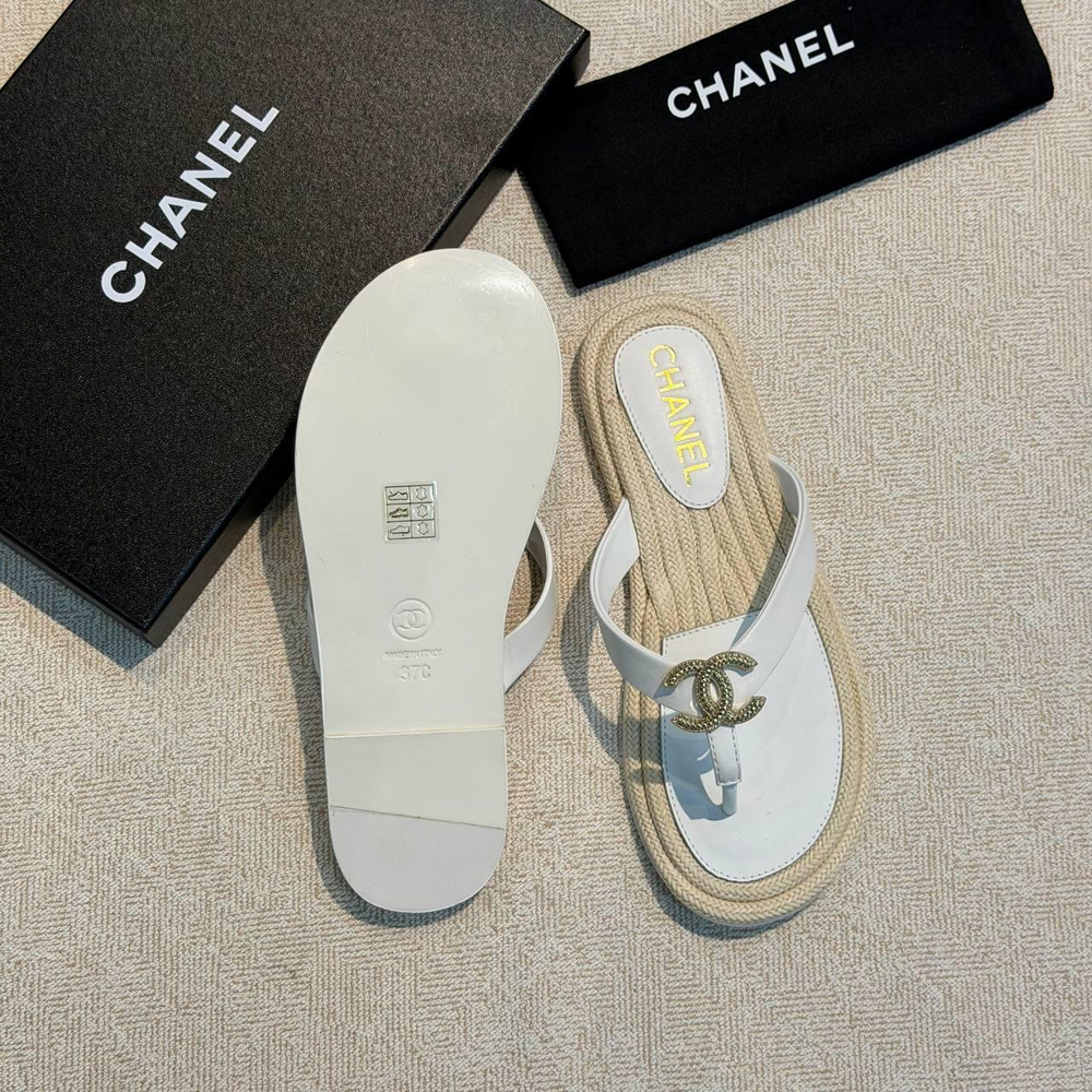 Шлепанцы Chanel