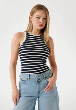 Топ женский GUESS