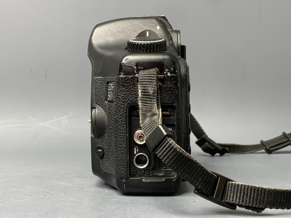 Canon EOS 5D с дефектом