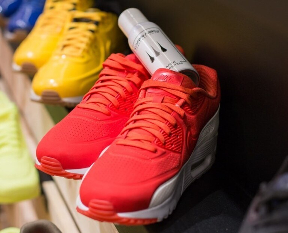 Очиститель TARRAGO SNEAKERS CLEANER для кроссовок (125мл)