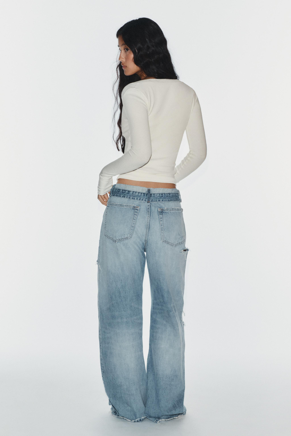 ДЖИНСЫ TRF СО СРЕДНЕЙ ПОСАДКОЙ И ОТВОРОТОМ НА ПОЯСЕ — ZARA