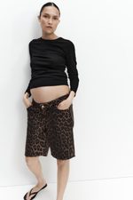 Джинсовые бермуды MAMA - H&M