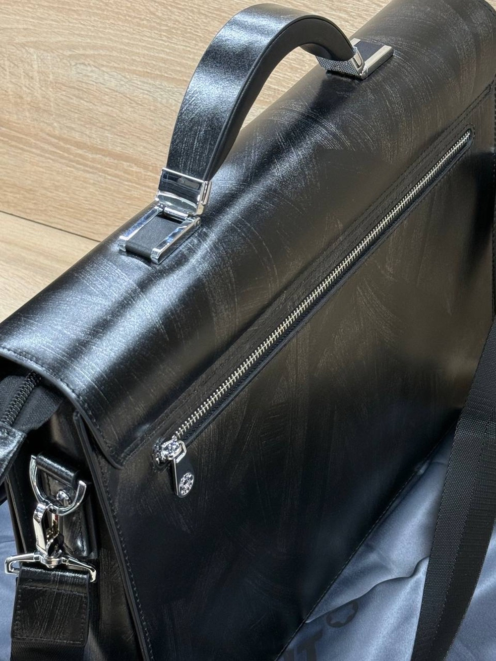 Портфель Montblanc