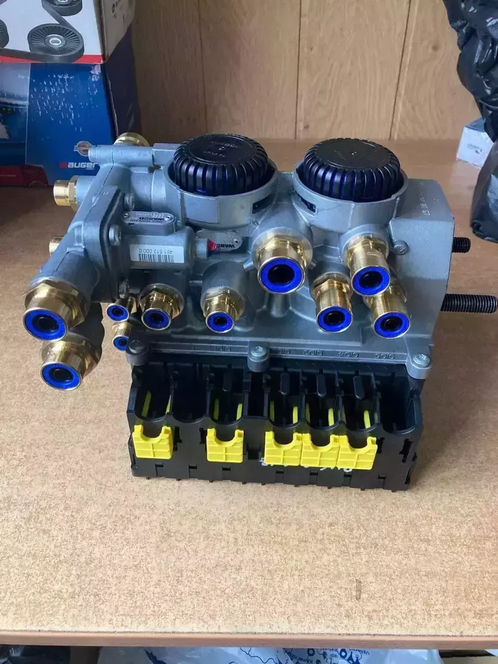 Модулятор EBS прицепа univecoersal Standard 2S/2M