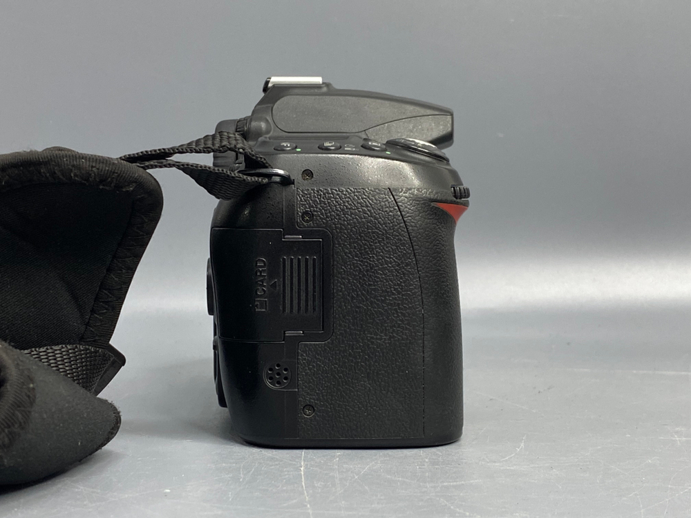 Nikon D90 kit 18-55mm 3.5-5.6G VR 44.000 кадров