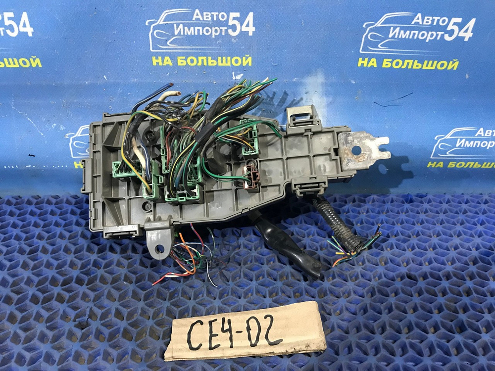 Блок предохранителей салонный Honda RAFAGA 1995