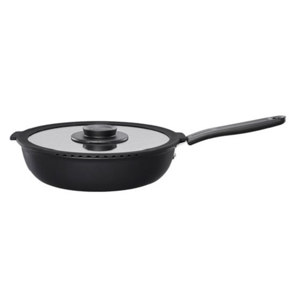 Сотейник Fiskars FF 1026575