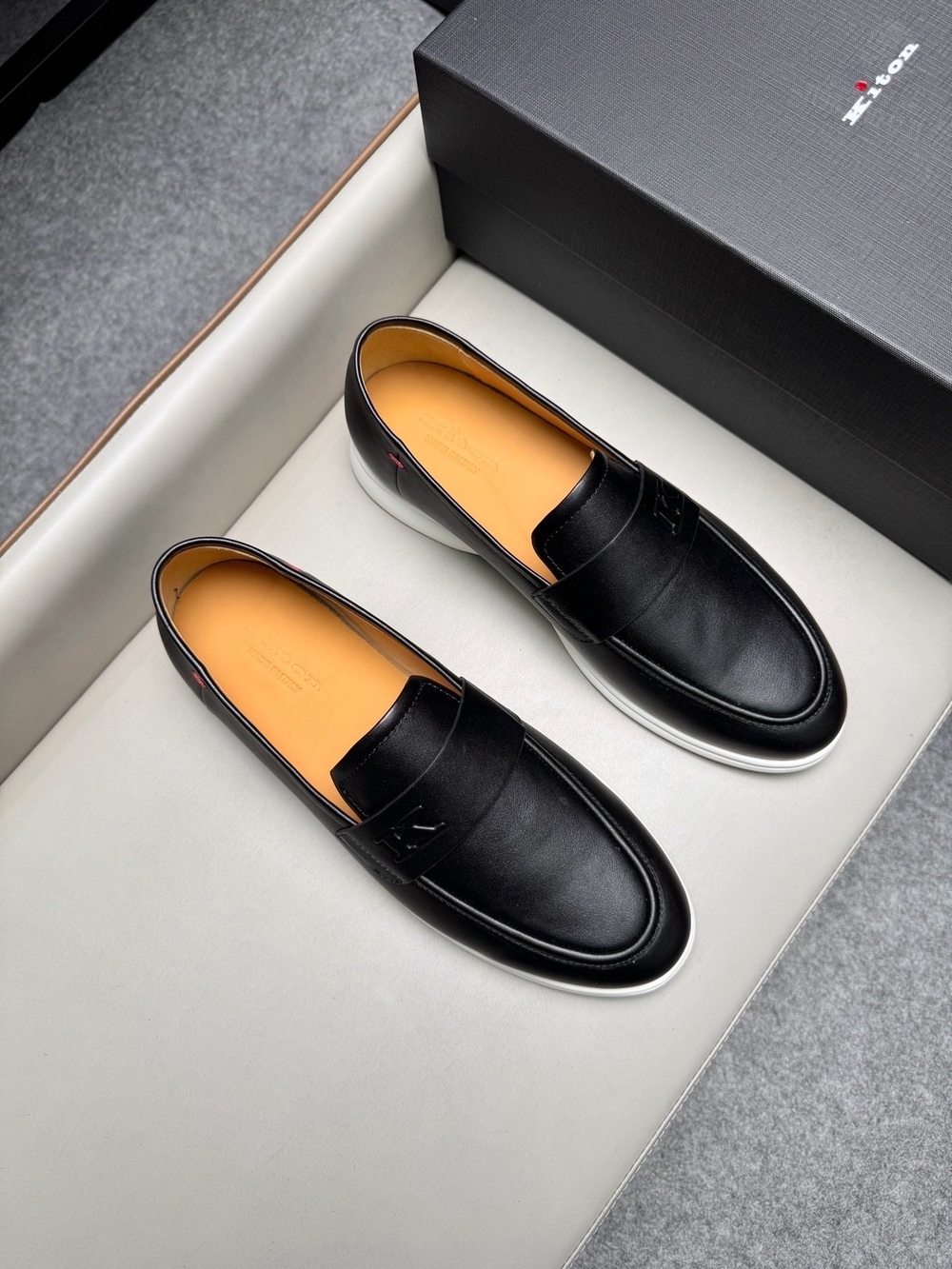 Лоферы Kiton