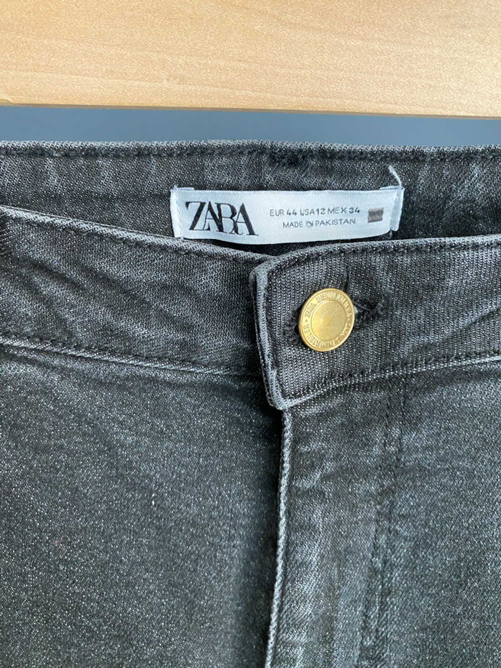 Джинсы Zara, L
