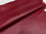 Вид изнанки натуральной кожи Аньелли цв. Бордовый / Agnelli Veg Cherry Red. толщ. 1,0-1,2 мм