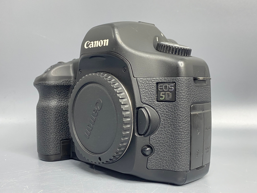 Canon EOS 5D