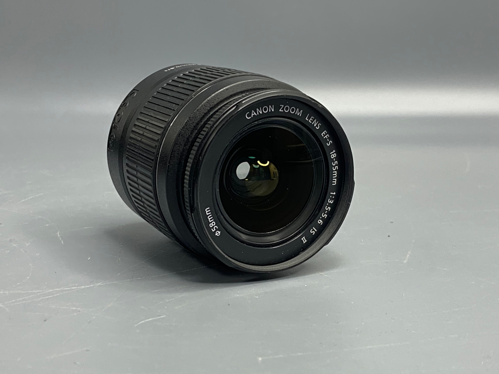 Canon EOS 650D Kit 18-55mm 3.5-5.6 IS 7.000 Кадров