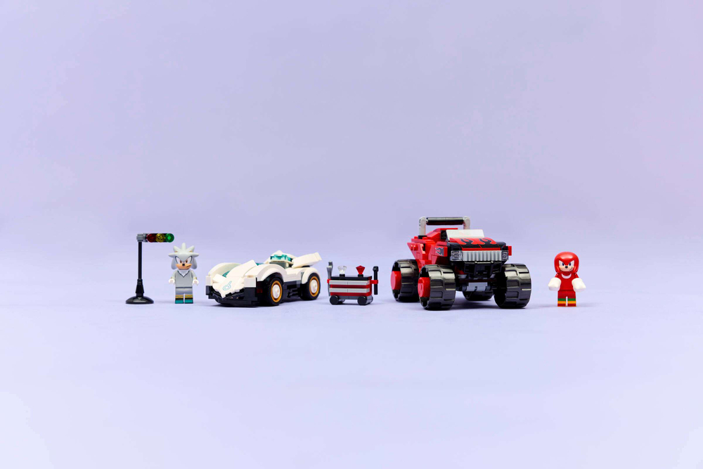 Конструктор LEGO Sonic the Hedgehog 77118 Silver's Car vs. Knuckles' Monster Truck