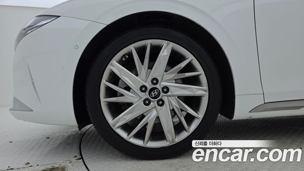 Hyundai Grandeur 3.3 — 2022