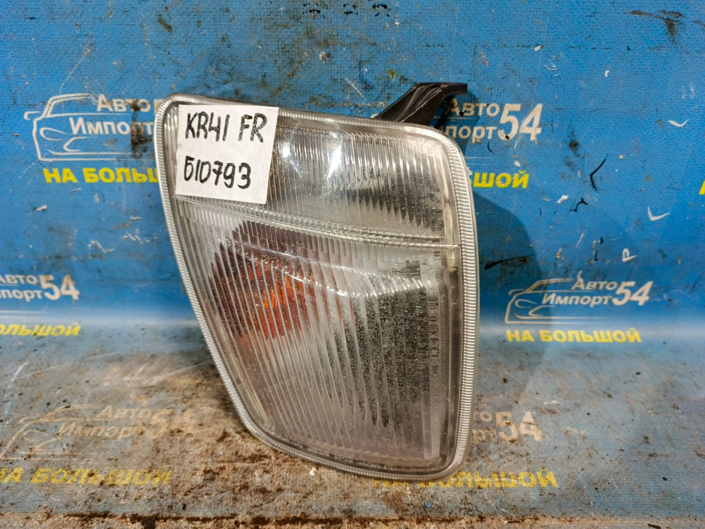 Габарит правый TOYOTA LITEACE NOAH 1996-2007