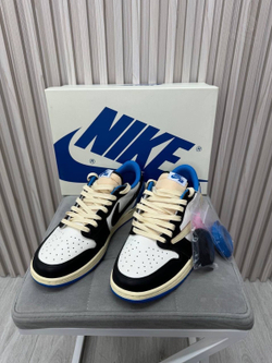 Кеды Nike Air Jordan & Travis Scott