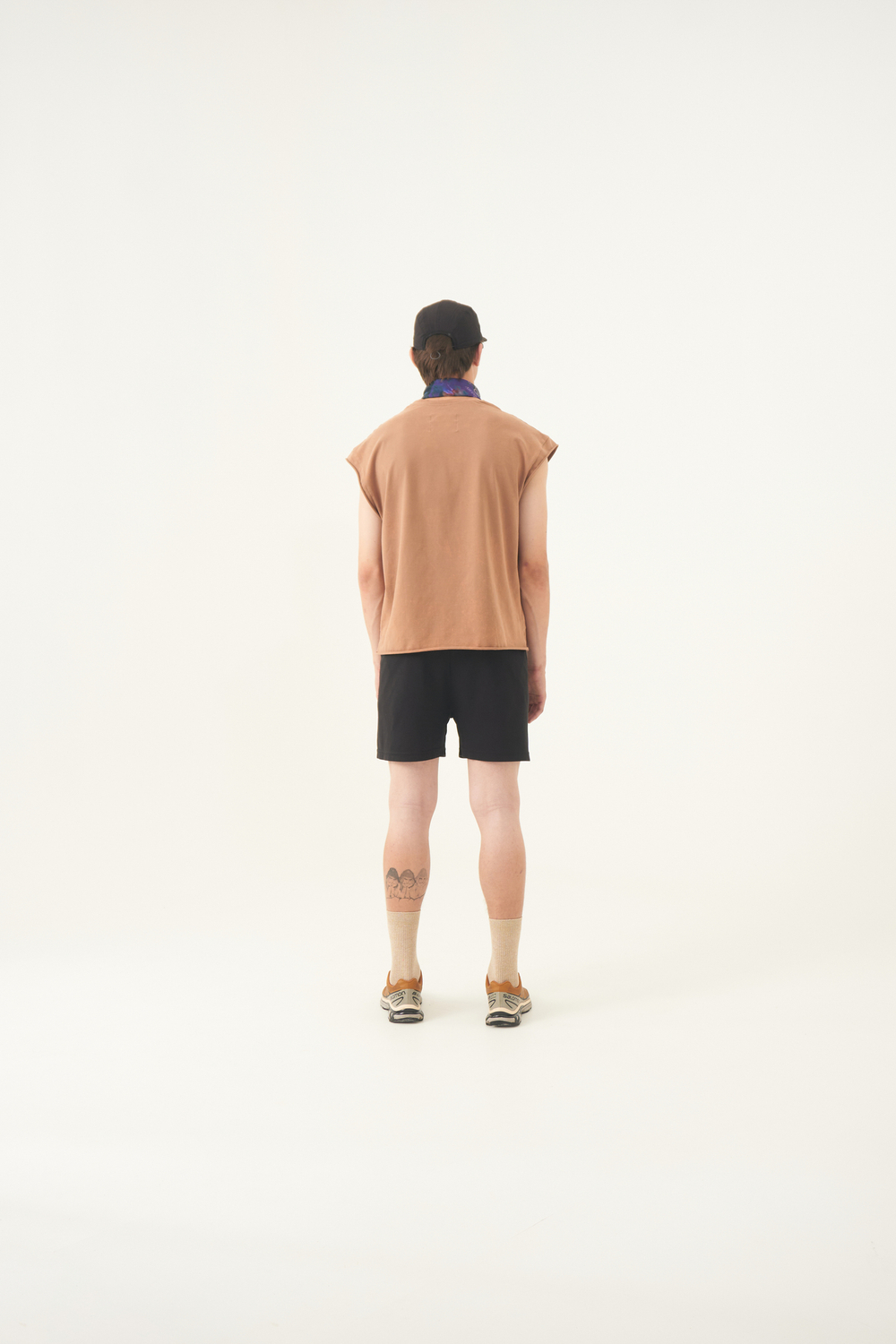 Майка Called a Garment Grandpa's Running "Washed Brown"