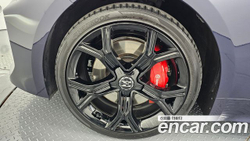 KIA Stinger 3.3 Turbo AWD — 2019