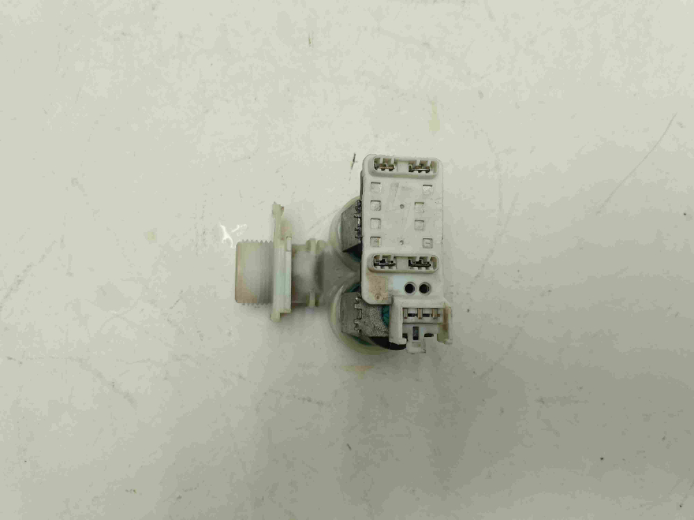 WAE20441OE/13 кт230 Клапан подачи воды для стиральной машины Bosch WAE20441OE/13 б/у
