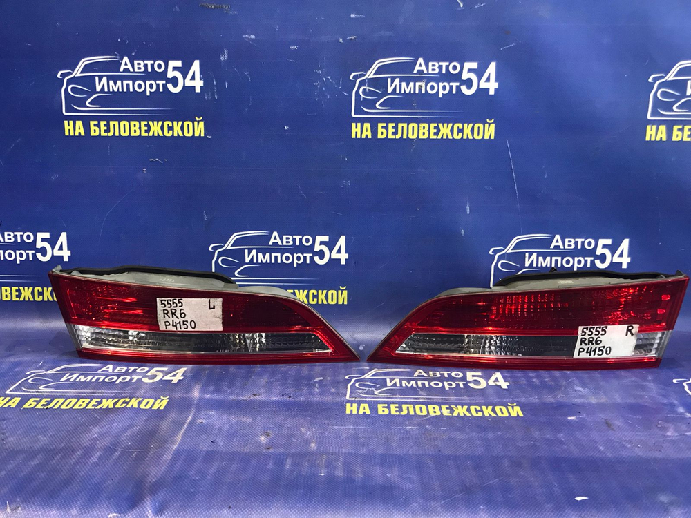 Вставка багажника правая Honda ELYSION 2004-2006