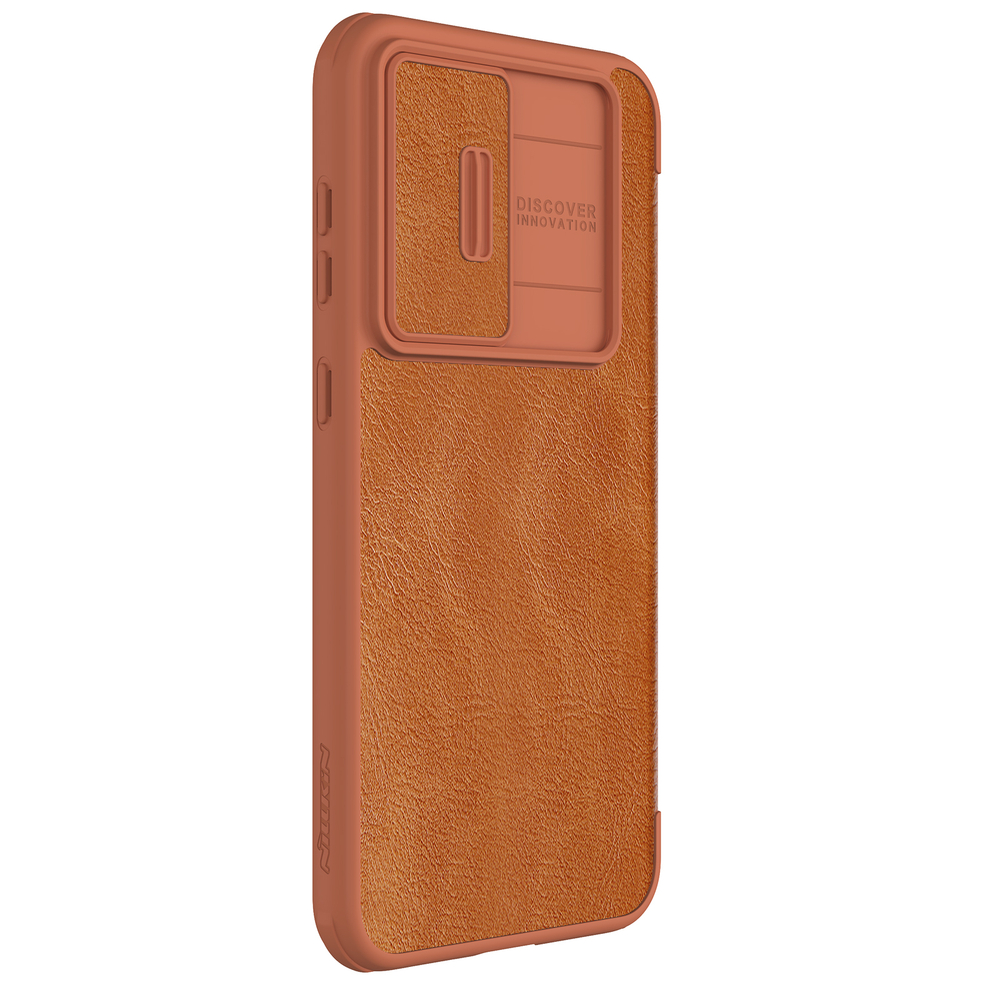 Кожаный чехол книжка коричневого цвета от Nillkin для Samsung Galaxy S23 FE, серия Qin Pro Leather с защитной шторкой для камеры