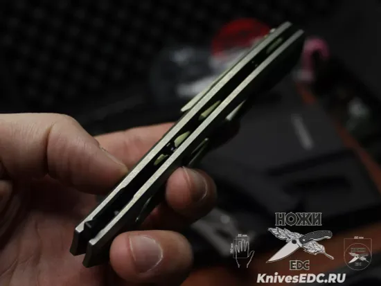 Нож складной НОКС Майор Black сталь M390, зеленый Титан 328-159506