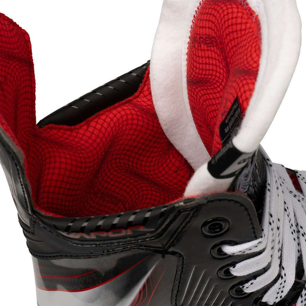 Коньки BAUER VAPOR FLY30 SR (взрослый)