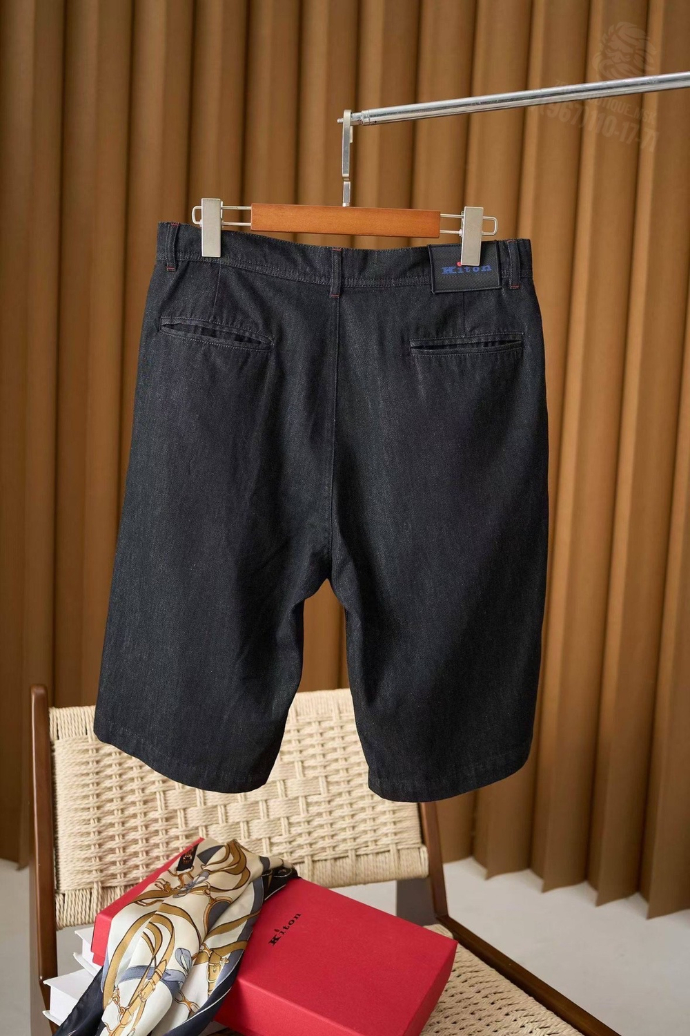 Джинсовые шорты Kiton