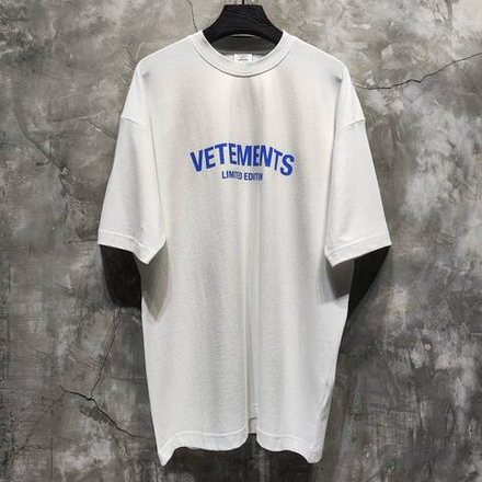 Футболка Vetements