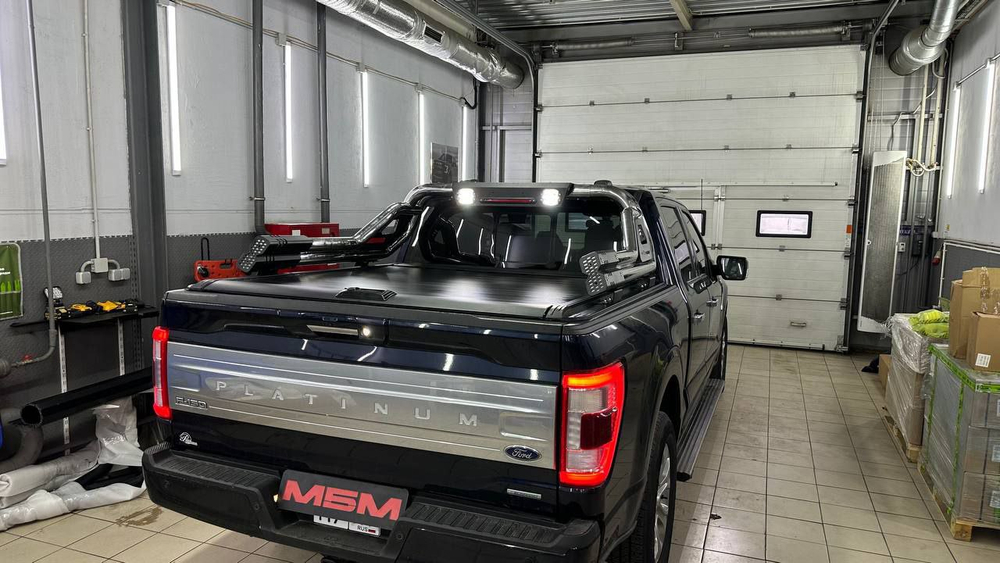 Роллета механическая на пикап Ford F-150 6.5 FT (крышка кузова)