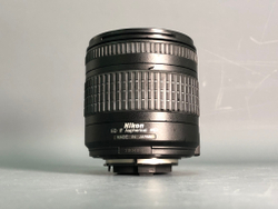 Nikon 28-200mm f/3.5-5.6G ED-IF AF Nikkor.