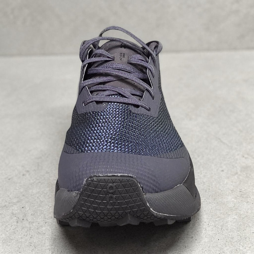 On Cloudultra 3 • Black Charcoal