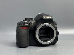Nikon D3100 kit 18-55mm 86.500 кадров
