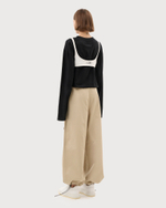 MM6 MAISON MARGIELA БРЮКИ ЖЕНСКИЕ ИЗ ГАБАРДИНА С НАКЛАДНЫМИ КАРМАНАМИ БЕЖЕВЫЕ