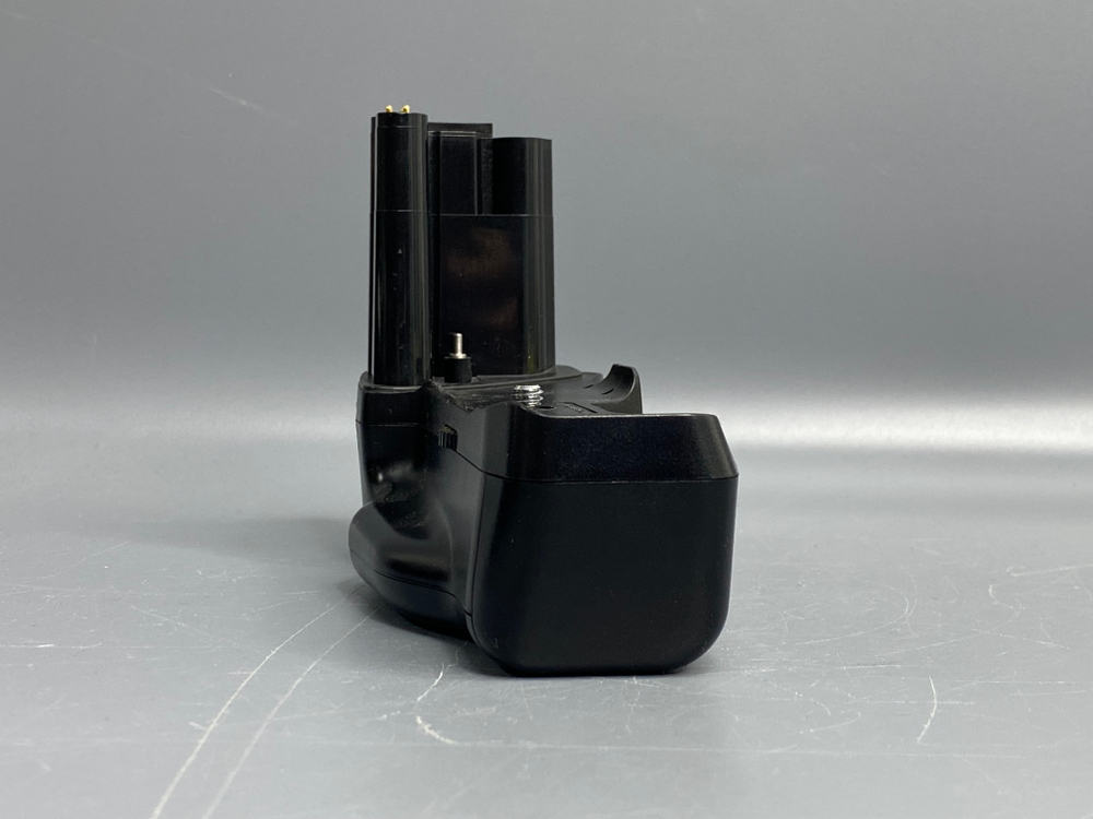Nikon MB-10