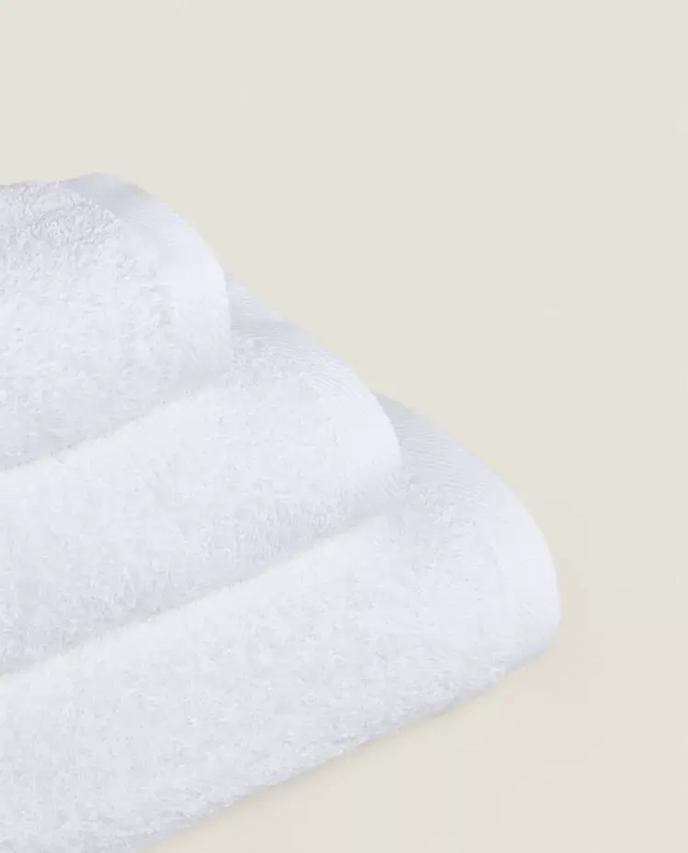 ZARA HOME ОДНОТОННОЕ ПОЛОТЕНЦЕ, БЕЛЫЙ