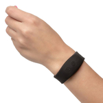 Стимулятор в трусики с пультом-браслетом 9,5см California Exotic Novelties Lock-N-Play Wristband Remote Panty Teaser SE-0077-53-3
