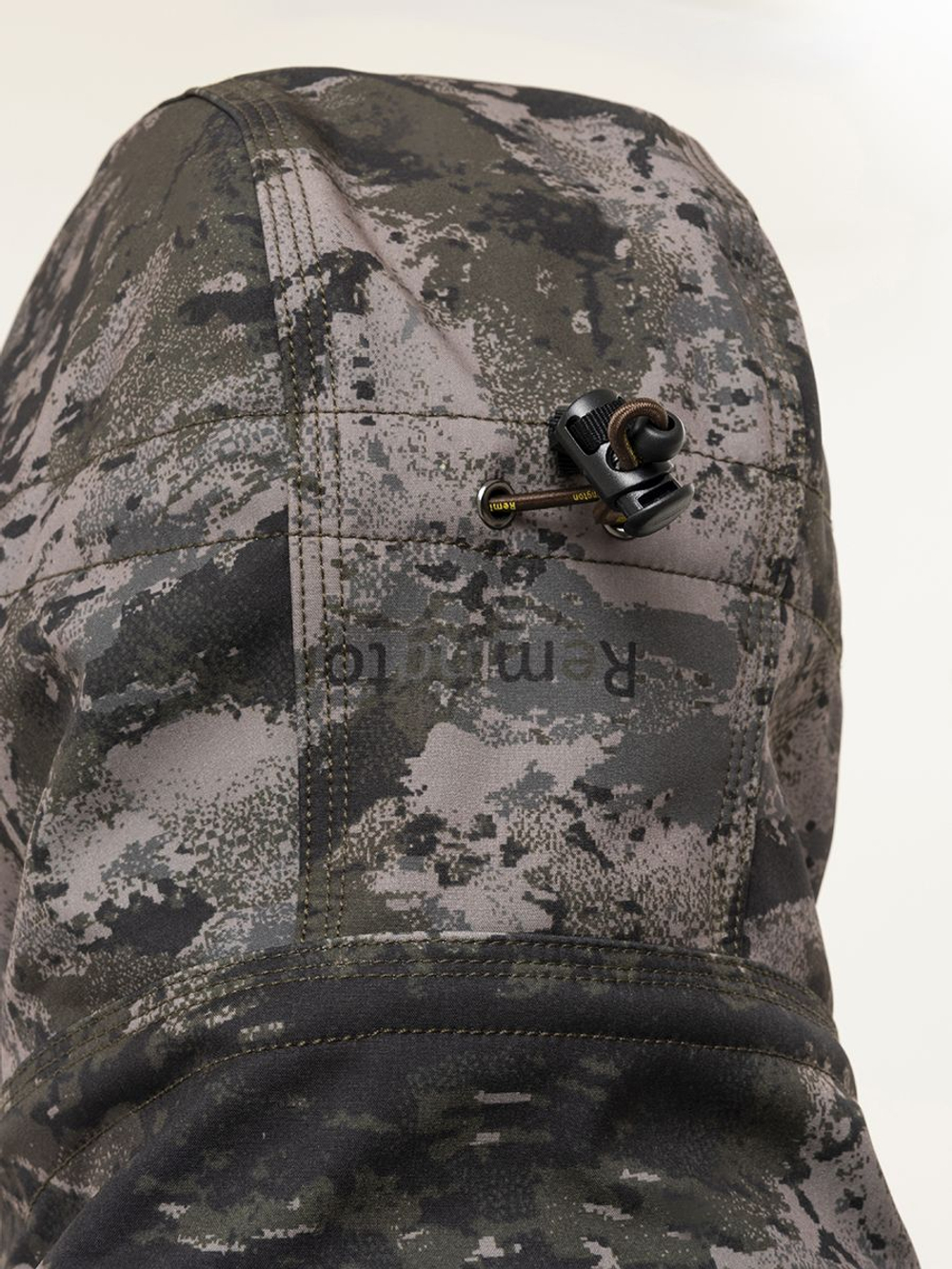 Костюм Remington Himalayan Black Camo р. L