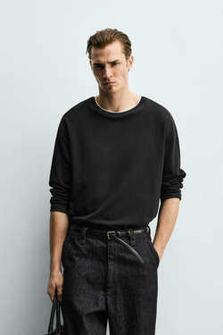 ZARA ФУТБОЛКА С ДВОЙНЫМИ КОНТРАСТНЫМИ ДЕТАЛЯМИ, ЧЕРНЫЙ