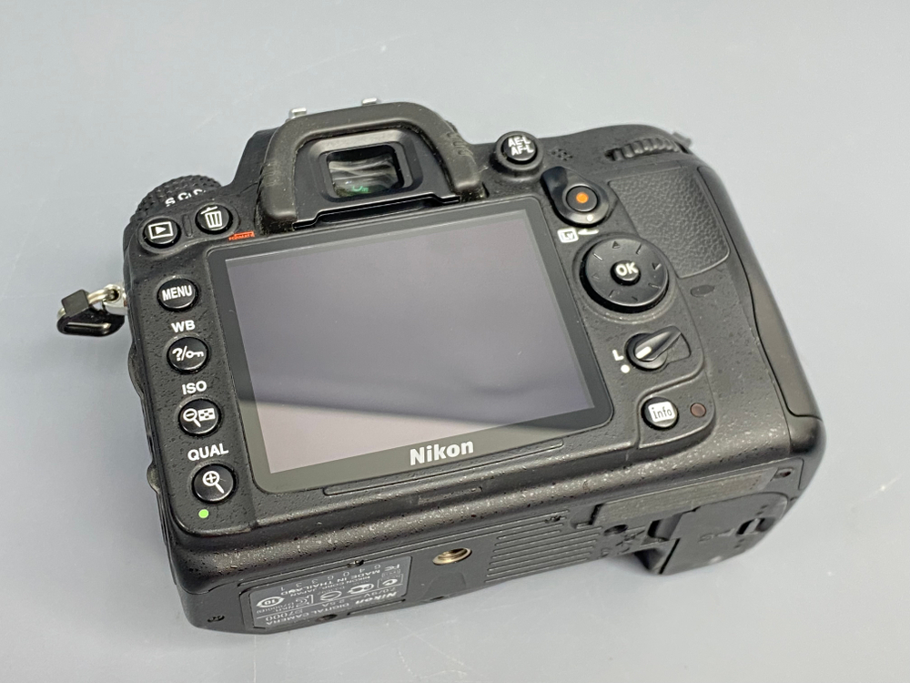 Nikon D7000 9.000 кадров