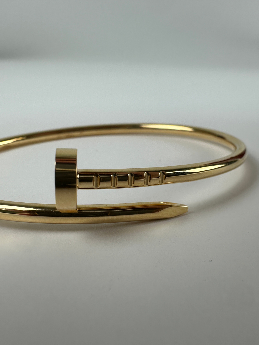 Браслет Cartier Just un Clou