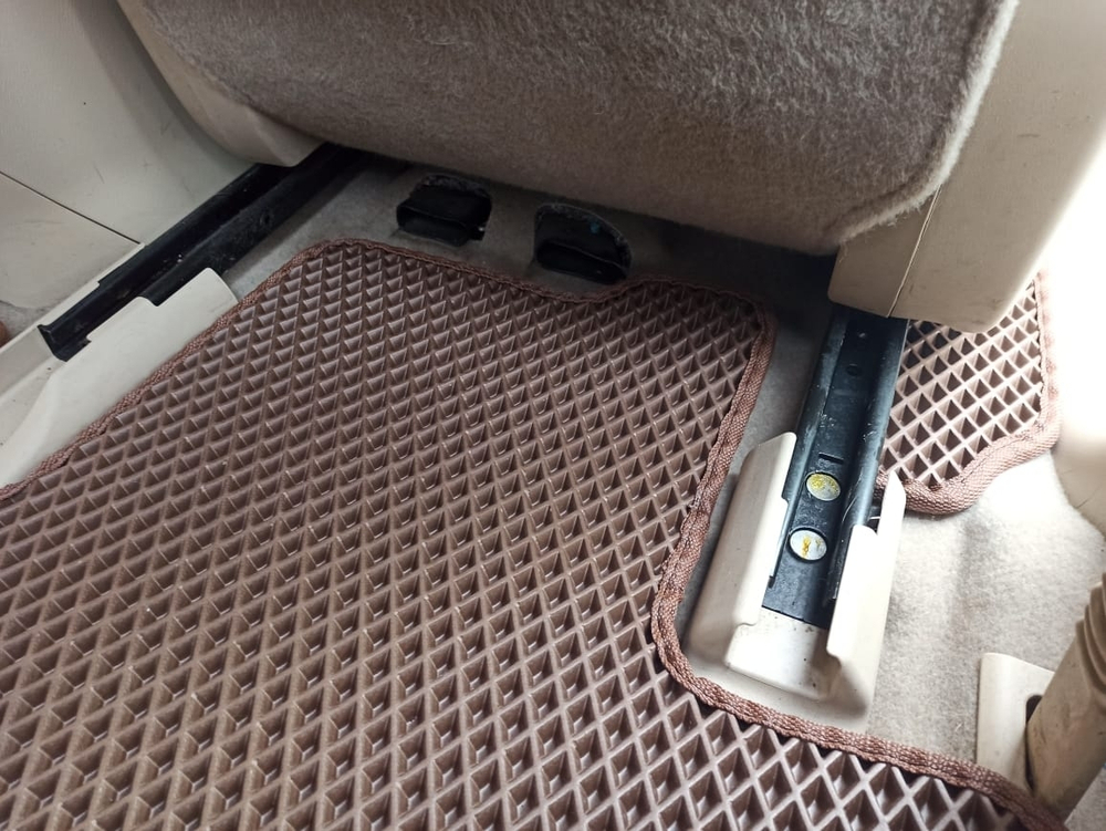 Автоковрики для Nissan Pathfinder, 4 (2012-2021)