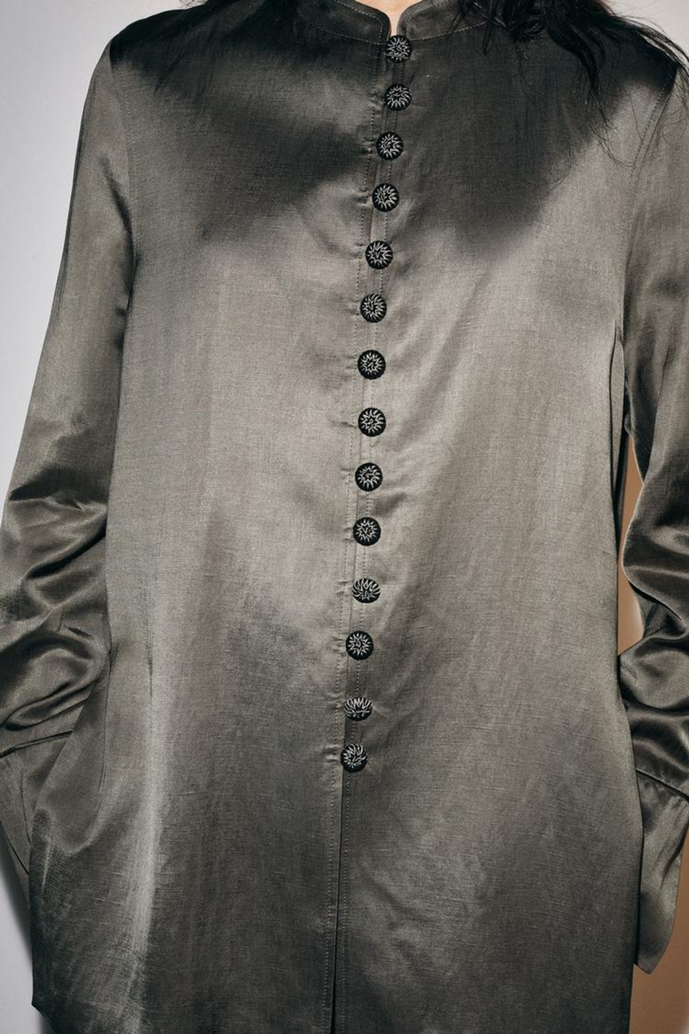 ZARA АТЛАСНАЯ КУРТКА — ZW COLLECTION, СЕРЫЙ