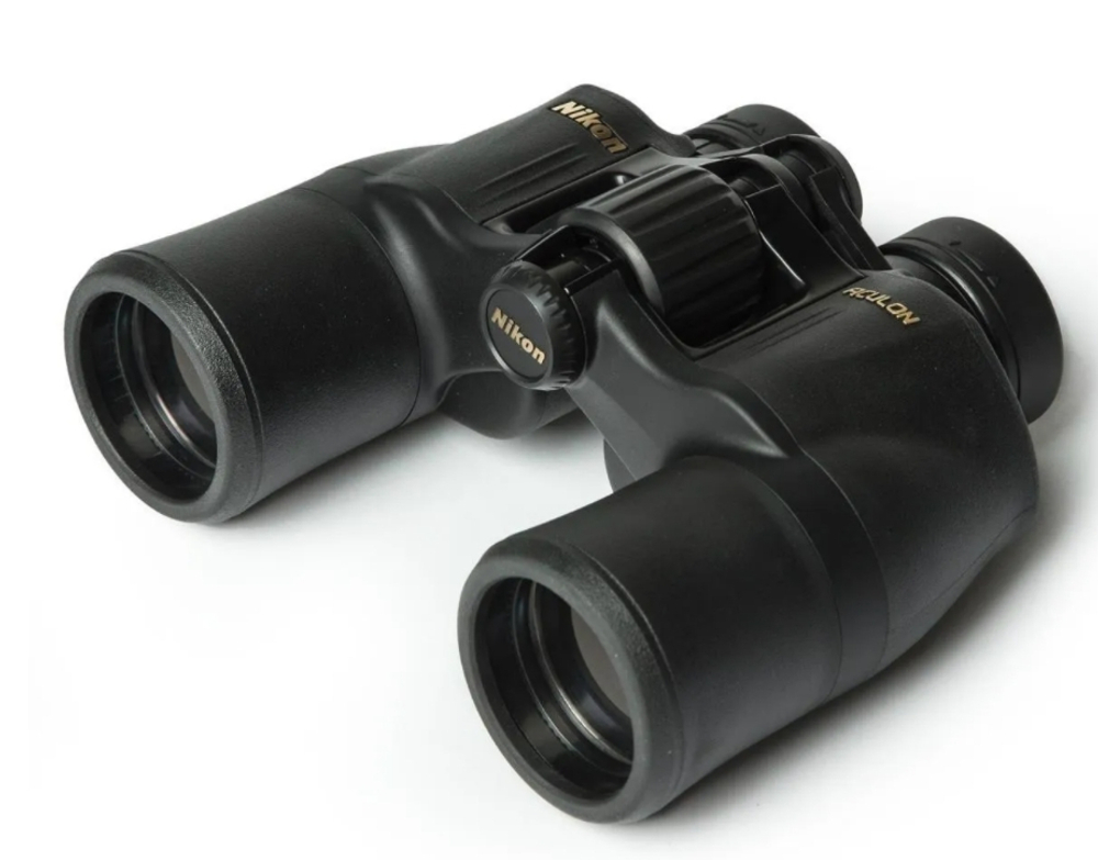 Бинокль Nikon Aculon A211 8x42