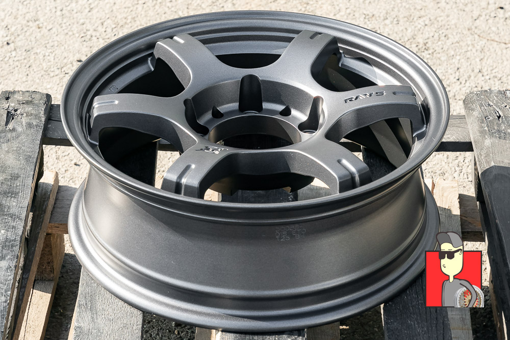 Комплект дисков Rays Gram Lights 57JX 16x5.5 et0 5x139.7