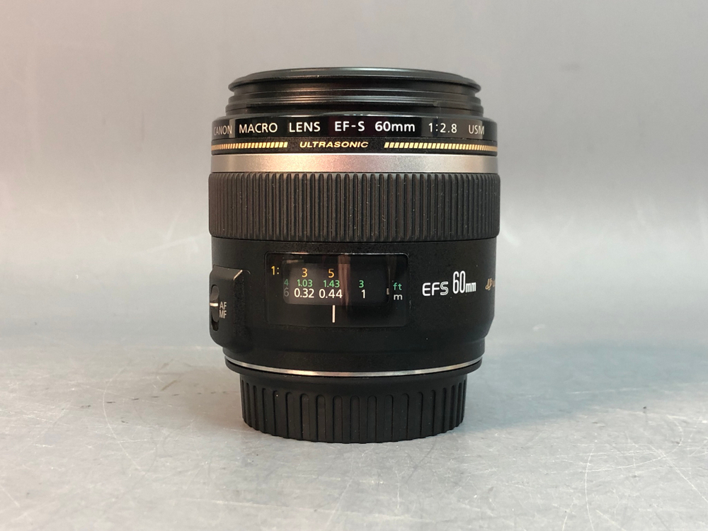Canon EF-S 60mm 2.8 Macro USM