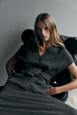 ТРИКОТАЖНЫЙ ЖИЛЕТ С ПОДВЯЗКАМИ - ZARA
