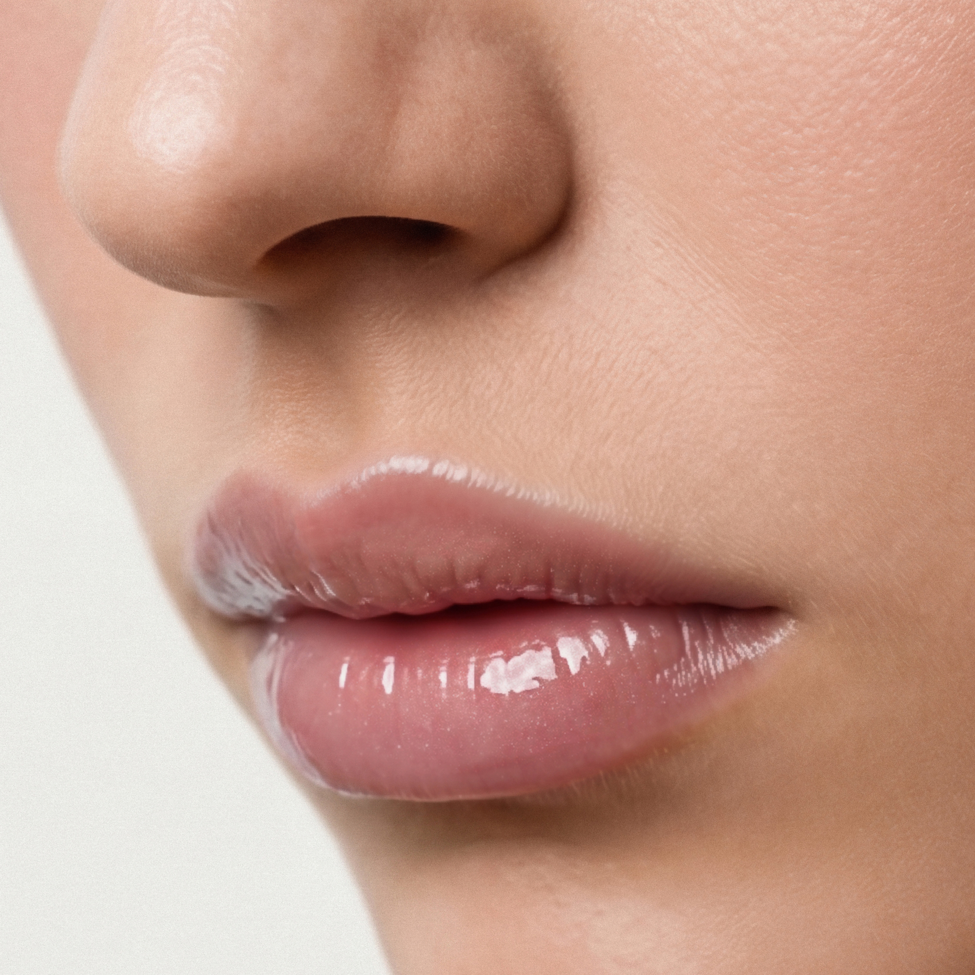 Блеск для губ LIP GLOSS SIDE EFFECT 4 мл
