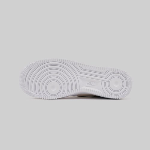 Кроссовки Nike Air Force 1 '07 LV8 EMB артикул:DM0109-100 - купить в магазине Дайс